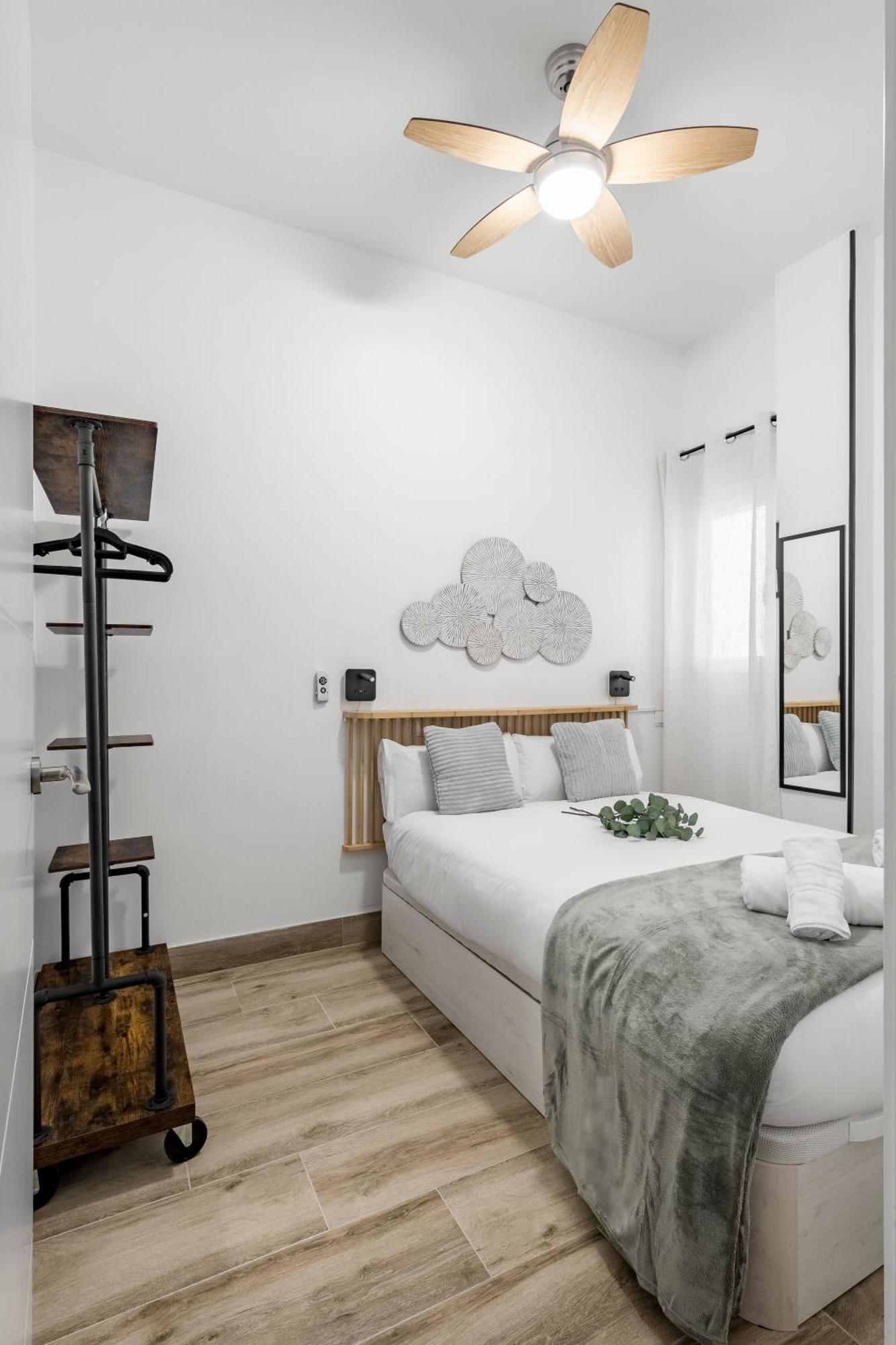 Madrid Villaverde - Apartamentos Acogedores, Ac Apartment *